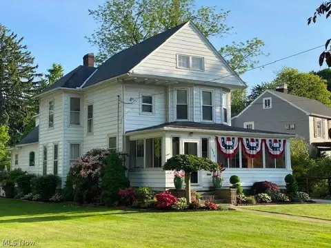 1926 Walnut Blvd, Ashtabula, OH 44004