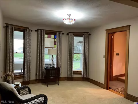 Living - 1926 Walnut Blvd, Ashtabula, OH 44004 photo 3 of 3