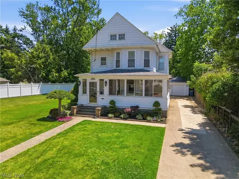 Exterior - 1926 Walnut Blvd, Ashtabula, OH 44004 photo 1 of 6
