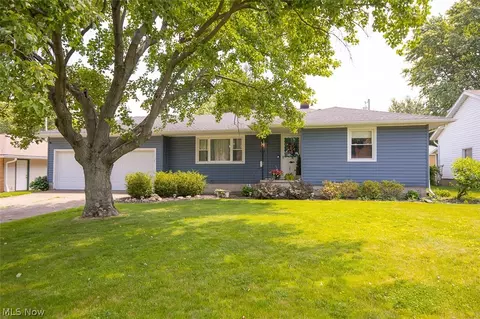 173 Terra Ln, Amherst, OH 44001