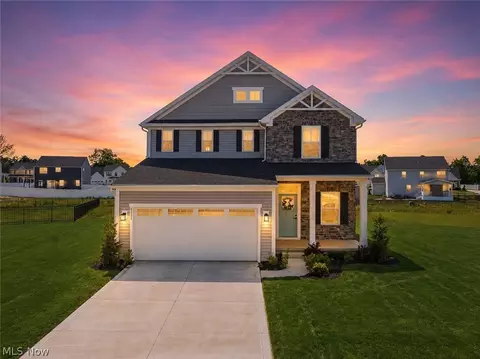 8082 Cora Ct, North Ridgeville, OH 44039