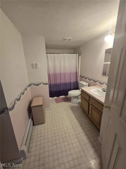 Bath - 387 Stable Dr, Lagrange, OH 44050 photo 3 of 3