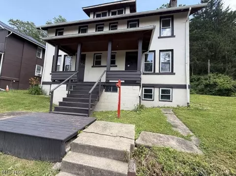 468 Hill St, Beech Bottom, WV 26037