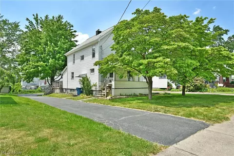 124 Lincoln Ave, Niles, OH 44446