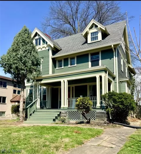 3100 Archwood Ave, Cleveland, OH 44109