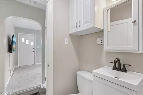 791 Eugene St, Akron, OH 44306 photo 23