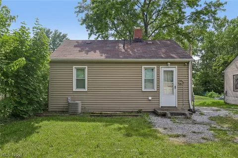 791 Eugene St, Akron, OH 44306 photo 26