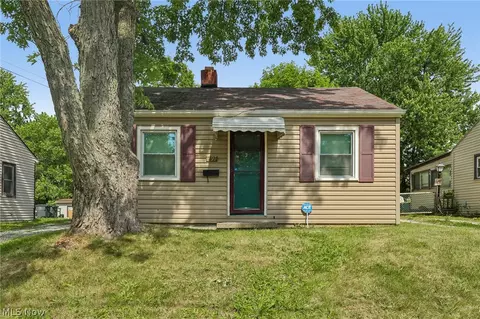 791 Eugene St, Akron, OH 44306 photo 1