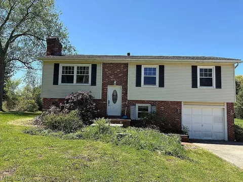 Exterior - 3985 Porter Rd, Rootstown, OH 44272 photo 2 of 5