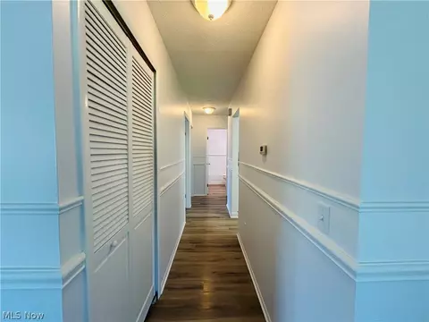 Entry Way - 2691 Mull Ave, Copley, OH 44321 photo 1 of 1