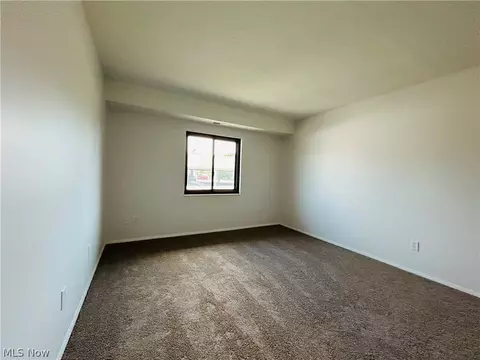 Bedroom - 2691 Mull Ave, Copley, OH 44321 photo 3 of 3