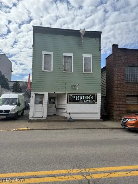855 Main St, Follansbee, WV 26037