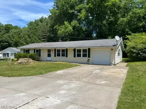 433 Fairgrounds Rd, Painesville, OH 44077