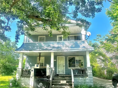 11013 Notre Dame Ave, Cleveland, OH 44104