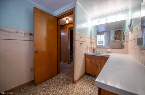 3063 Diamond St NE, Canton, OH 44721 photo 15