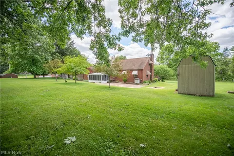 3063 Diamond St NE, Canton, OH 44721 photo 45