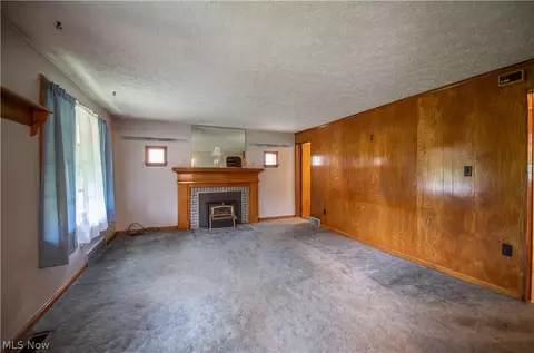 3063 Diamond St NE, Canton, OH 44721 photo 7
