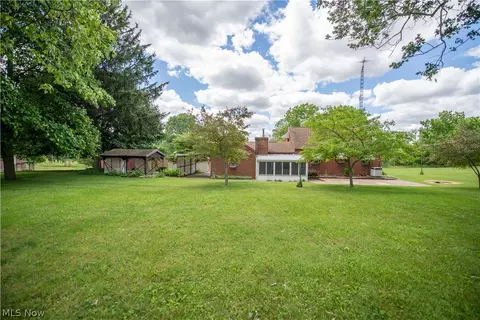 3063 Diamond St NE, Canton, OH 44721 photo 48