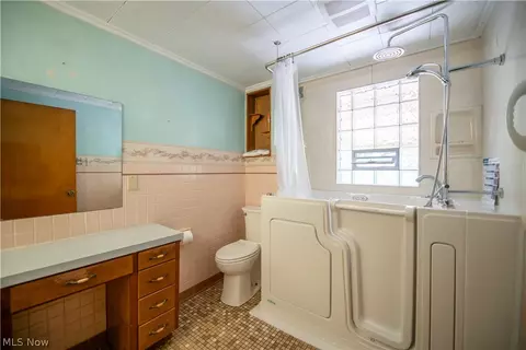 3063 Diamond St NE, Canton, OH 44721 photo 13