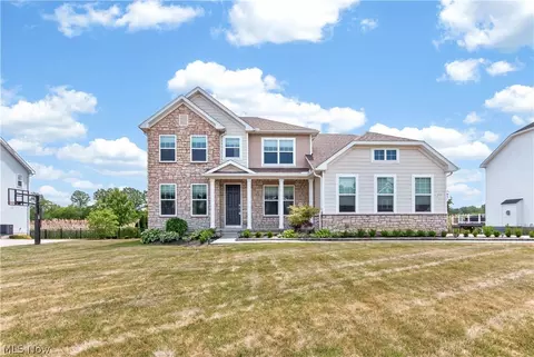 2335 Norton Pl, Avon, OH 44011