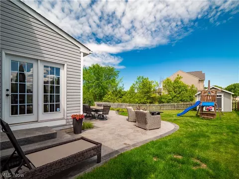 Exterior - 3145 Wheaton Dr, Avon, OH 44011 photo 7 of 8