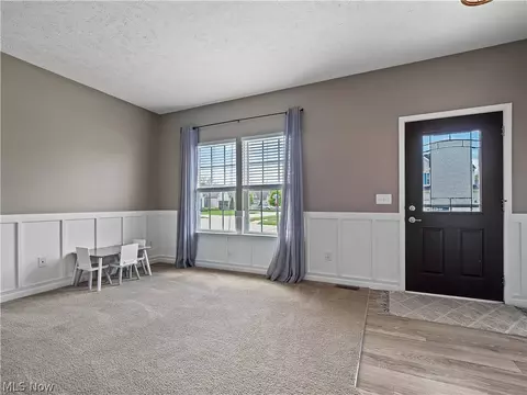 Entry Way - 3145 Wheaton Dr, Avon, OH 44011 photo 2 of 7