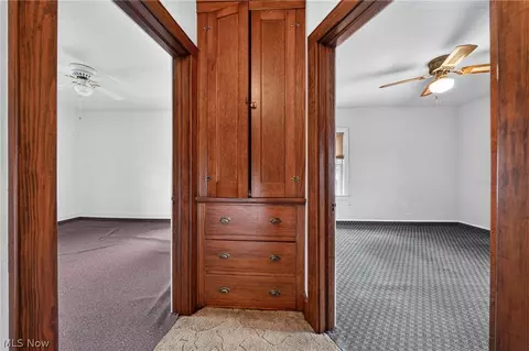 Entry Way - 1936 E 45th St, Ashtabula, OH 44004 photo 5 of 7