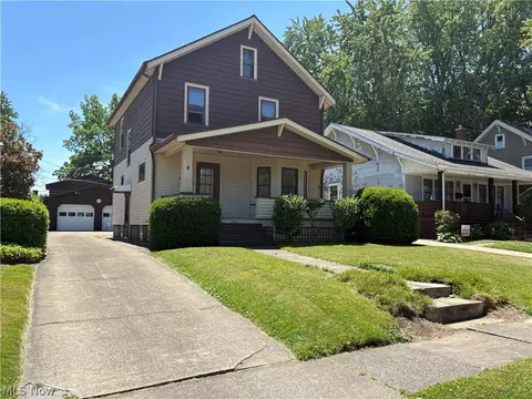 1936 E 45th St, Ashtabula, OH 44004