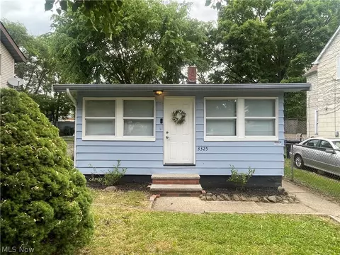 3325 W 125th St, Cleveland, OH 44111