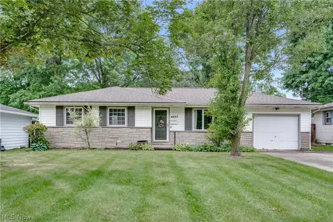 4257 Selkirk Ave, Youngstown, OH 44511