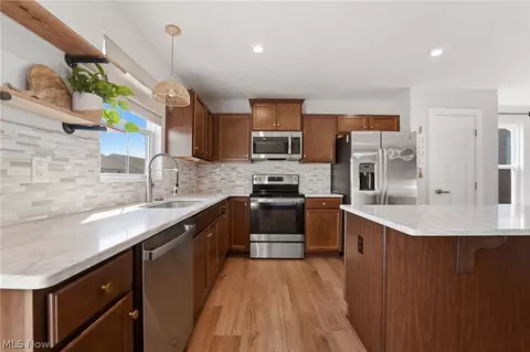 Kitchen - 3868 Willow Way, Perry, OH 44081 photo 1 of 2