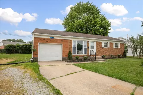 Exterior - 3816 Root Ave NE, Canton, OH 44705 photo 3 of 10