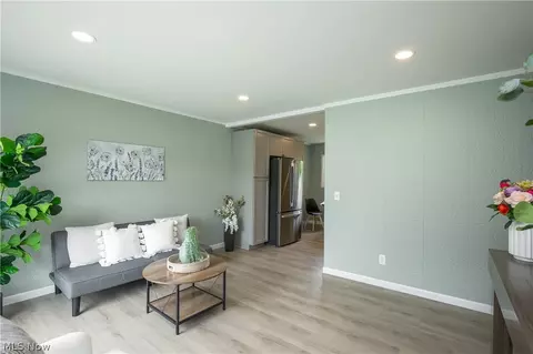 Living - 3816 Root Ave NE, Canton, OH 44705 photo 1 of 3