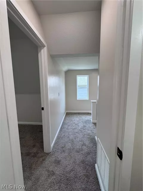 Entry Way - 120 E 32nd St, Lorain, OH 44055 photo 9 of 9