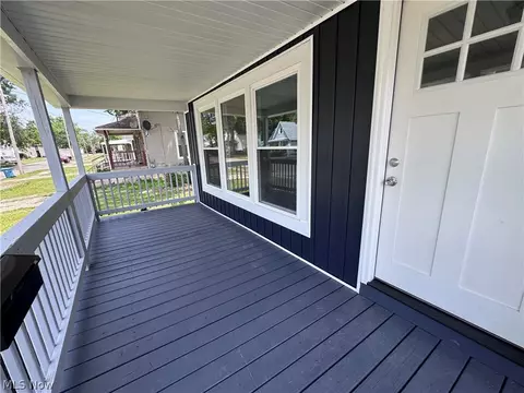 Exterior - 120 E 32nd St, Lorain, OH 44055 photo 9 of 10
