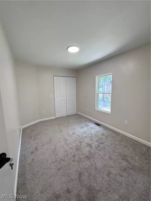 Bedroom - 120 E 32nd St, Lorain, OH 44055 photo 2 of 5
