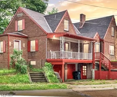 1960 Majestic Cir, Steubenville, OH 43952
