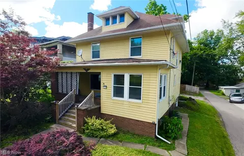 329 E Bowman St, Wooster, OH 44691