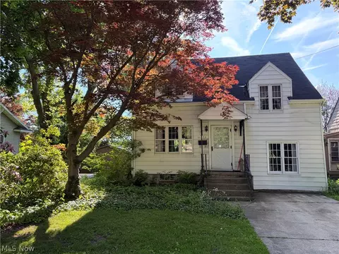10772 Main St, Mantua, OH 44255