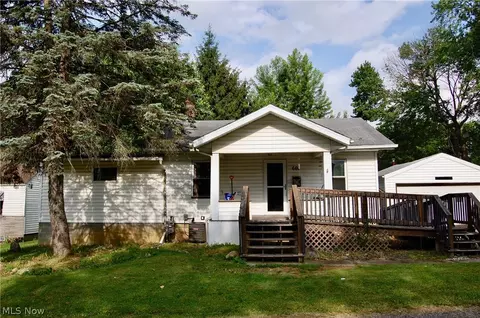669 Scott Pl NW, Massillon, OH 44647