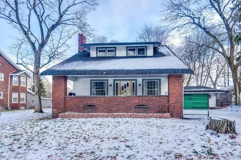 870 Parkway Blvd, Alliance, OH 44601