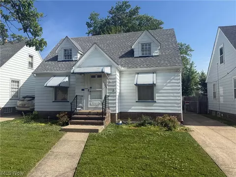 12000 Wayland Ave, Cleveland, OH 44111
