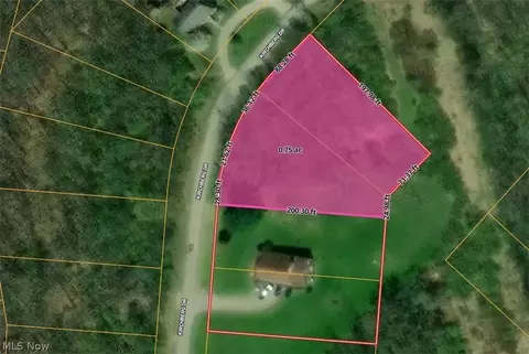 Kirchberg Drive, Millersburg, OH 44654