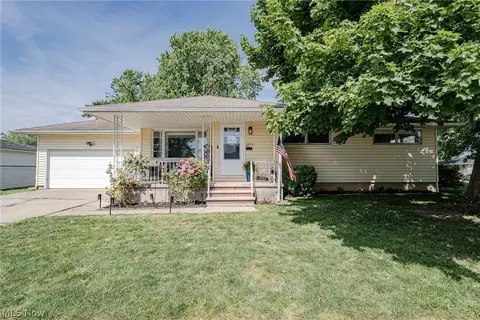 2810 Utica Ave, Lorain, OH 44052