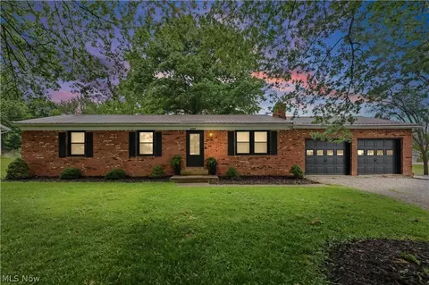 8667 N Leroy Rd, Westfield Center, OH 44251