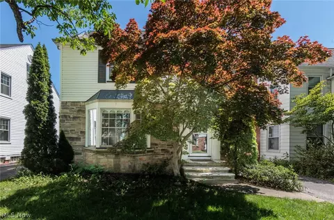 4218 Bushnell Rd, University Heights, OH 44118