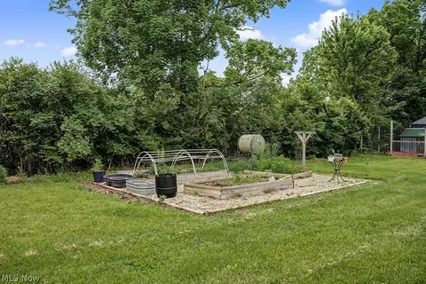Exterior - 3787 Miller Rd, Springfield, OH 45502 photo 8 of 9