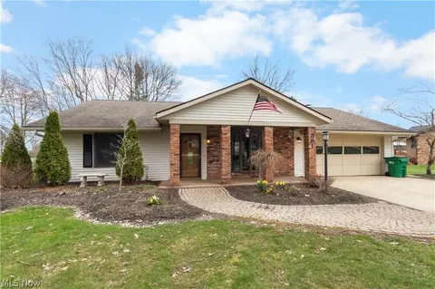 391 Kathleen Dr, Jefferson, OH 44047