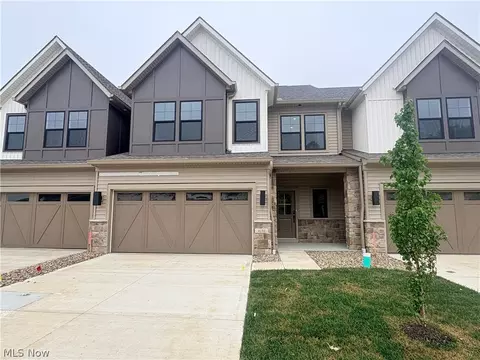 4151 Averi Ln, Orange, OH 44122
