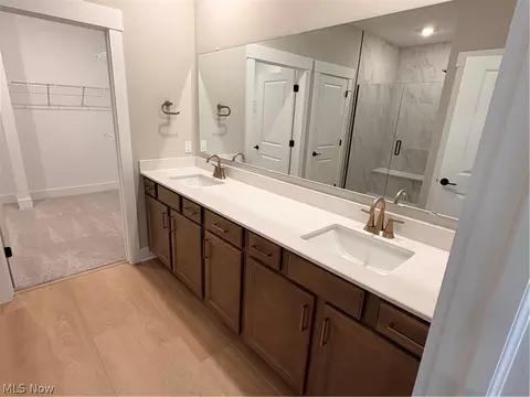 Bath - 4151 Averi Ln, Orange, OH 44122 photo 1 of 2